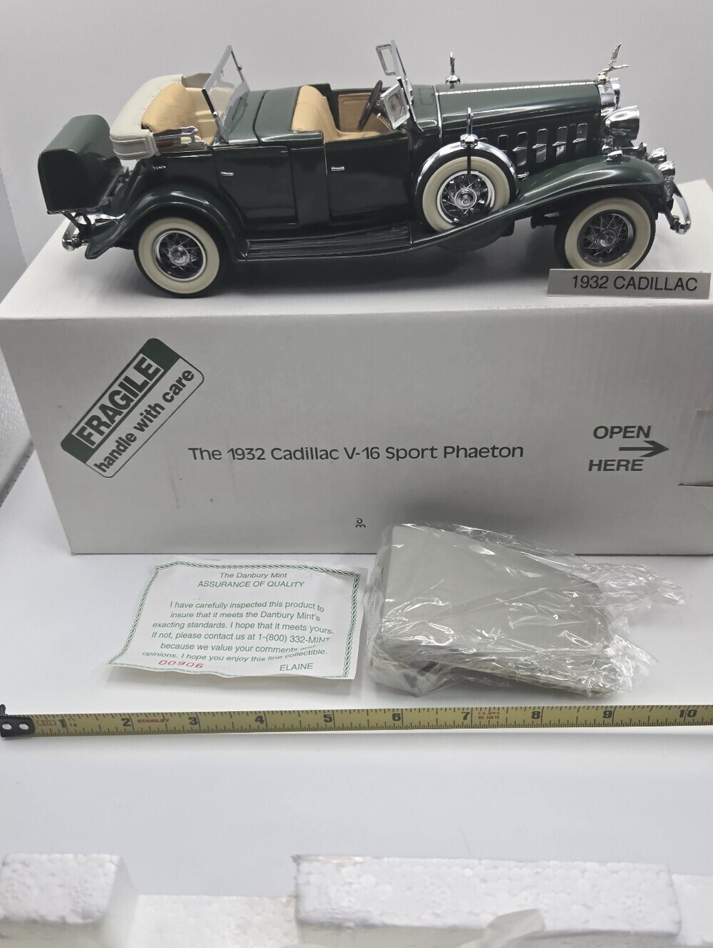 Danbury Mint 1932 Cadillac V-16 Sport Phaeton in 1/24 scale